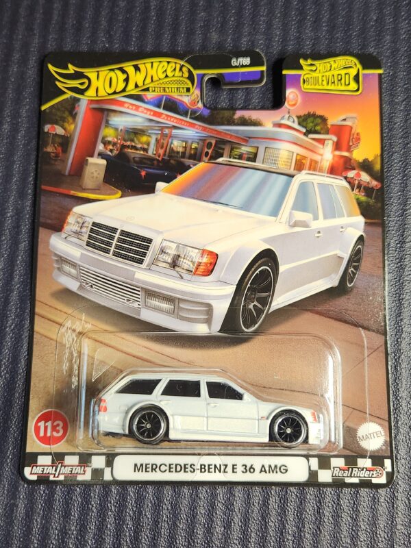 Hotwheels Bolevard Mercedes-Benz E 36 AMG