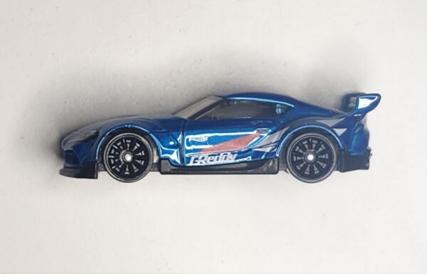 Hot Wheels 20 Toyota GR Supra Unrivet - Image 2